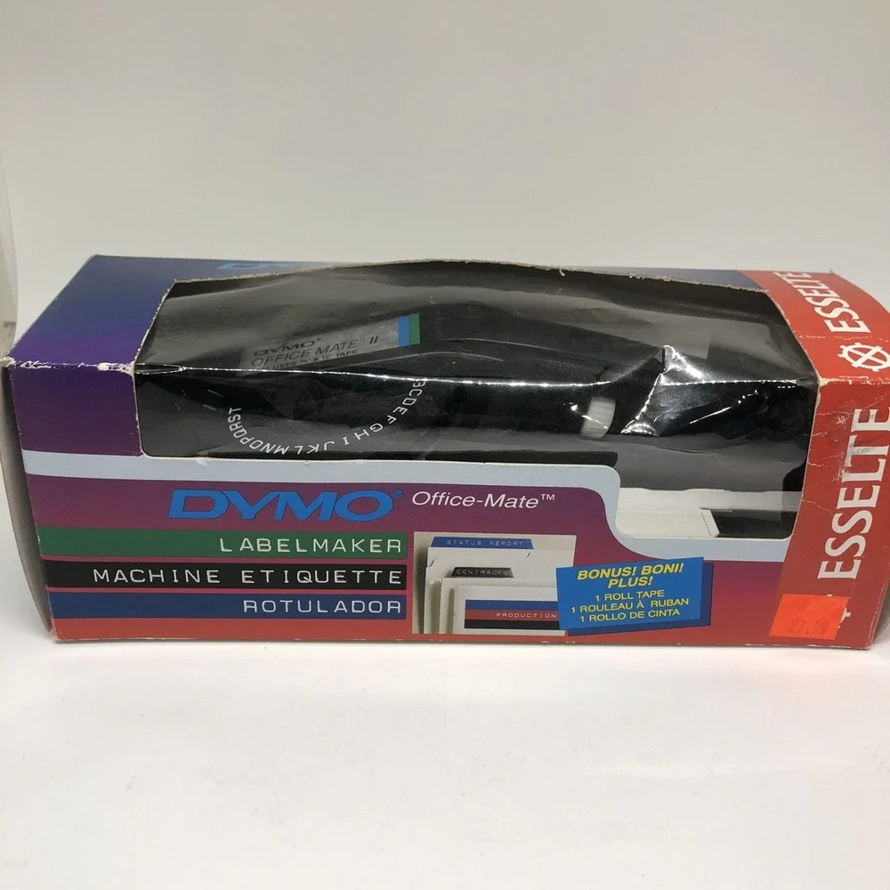 DYMO Office Mate II 1540-00 Embossing Label Maker EUC Open Box 3/8